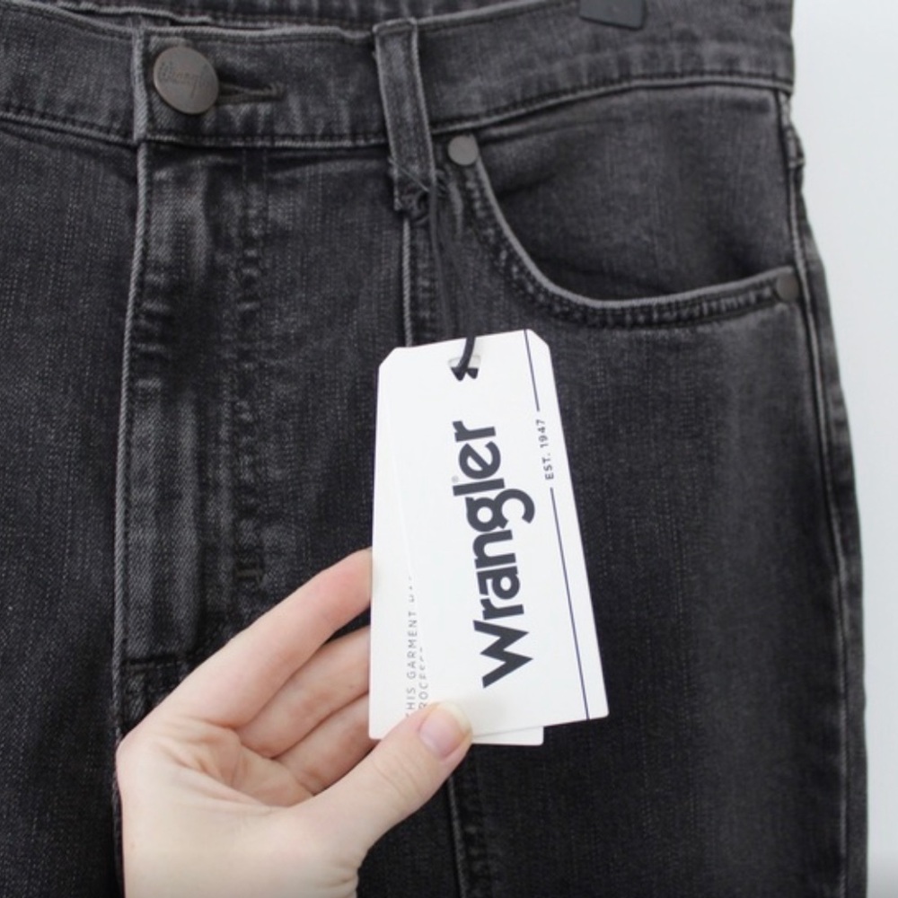 Wrangler / Free People Seamed High Rise Flare Jeans in Charcoal NWT - Picture 9 of 9
